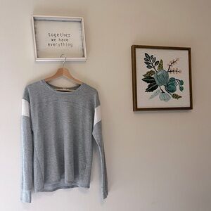 Billabong Grey Long Sleeve, Sweatshirt Style Material, Size Large